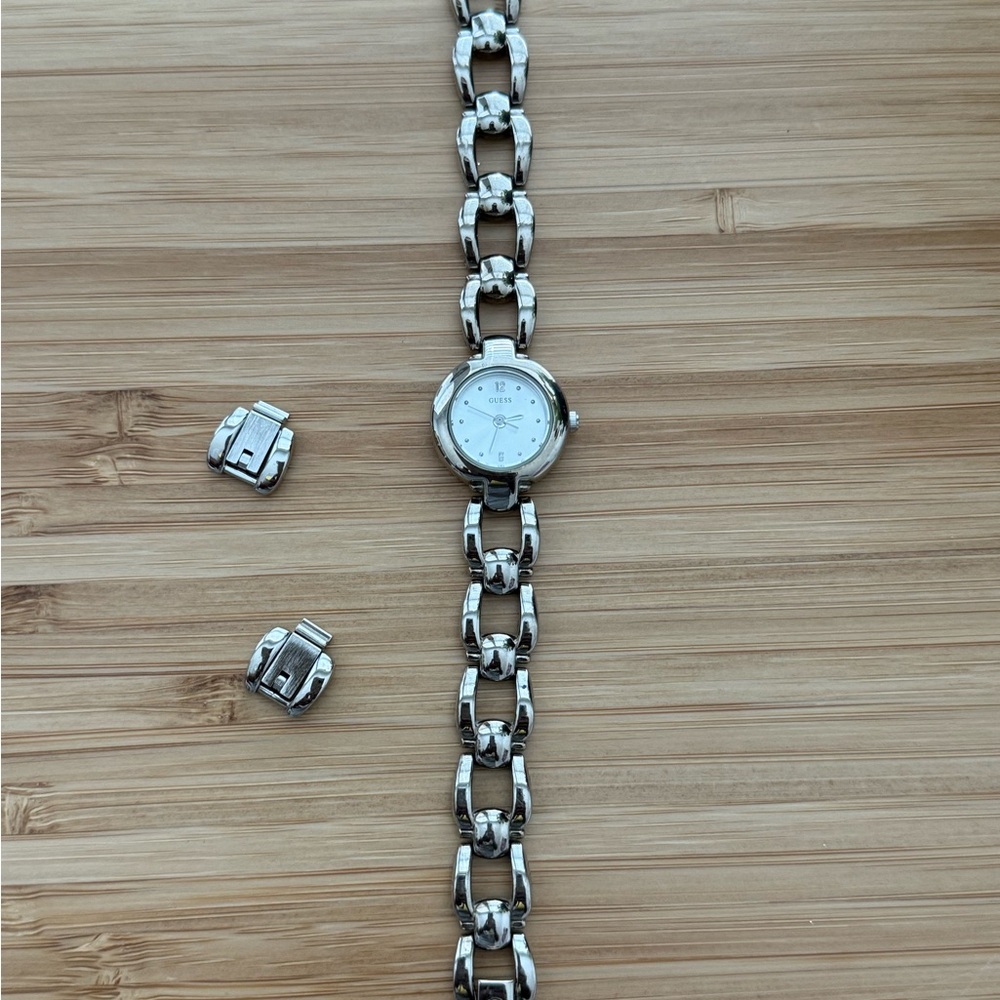 Guess Watch - Picture 2 of 3